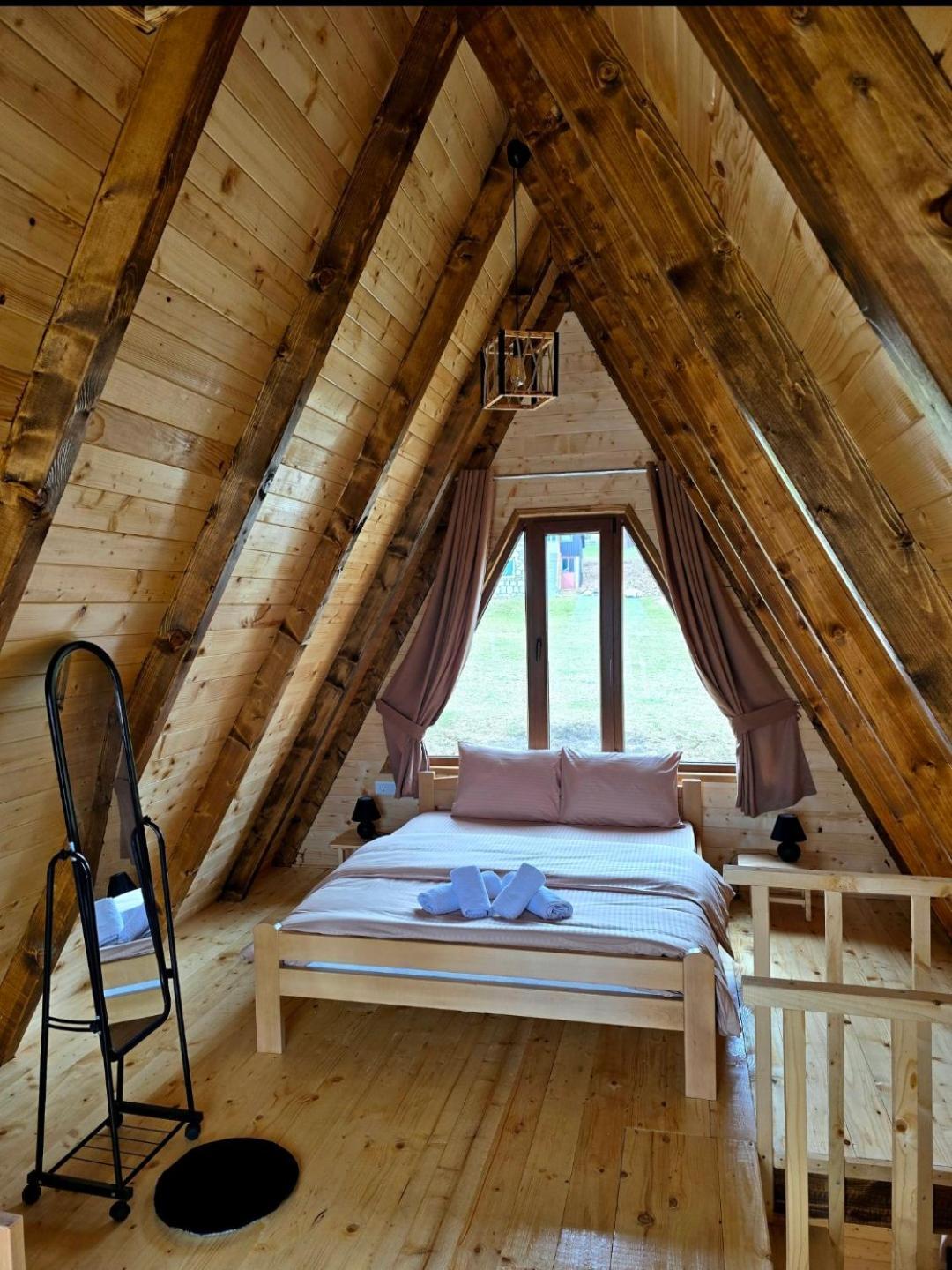 Domacinstvo Krstajic - Rural Country house *