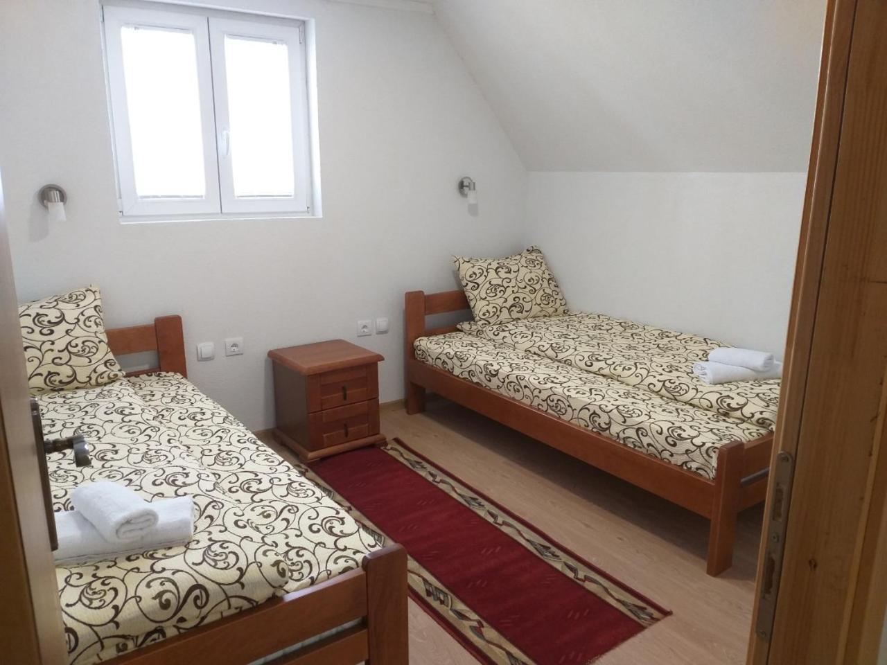 Country house Domacinstvo Krstajic - Rural