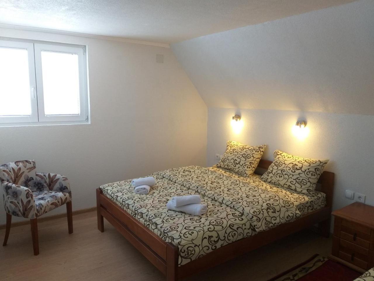 Country house Domacinstvo Krstajic - Rural